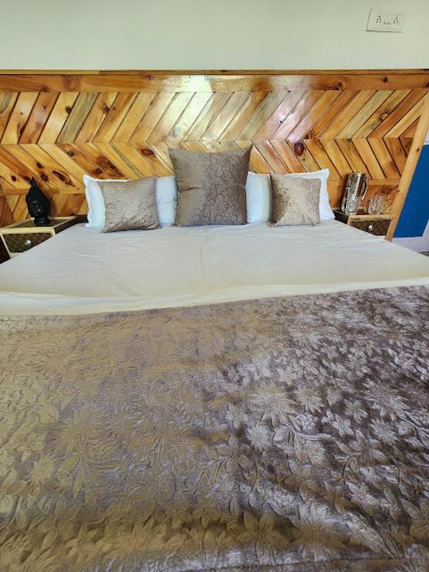 Safarnama Retreat Homestay - All Rooms With Mountain View Kalpa Bagian luar foto